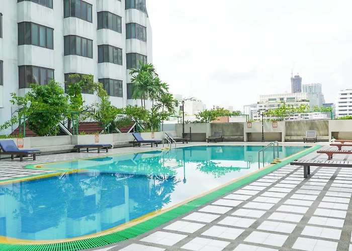 アパート Vibrant Retreat 6 Mins Walk Bts Nana, 1br バンコク都